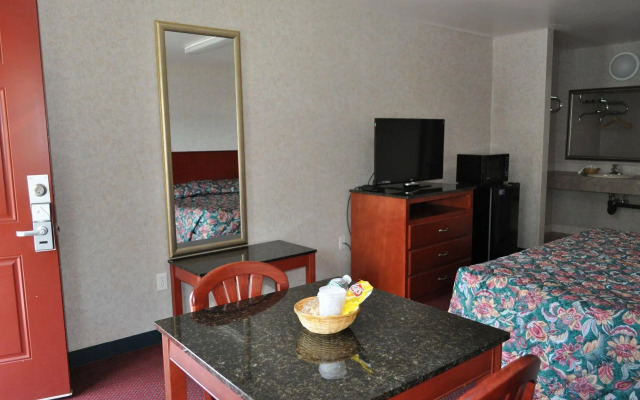 Atrium Inn