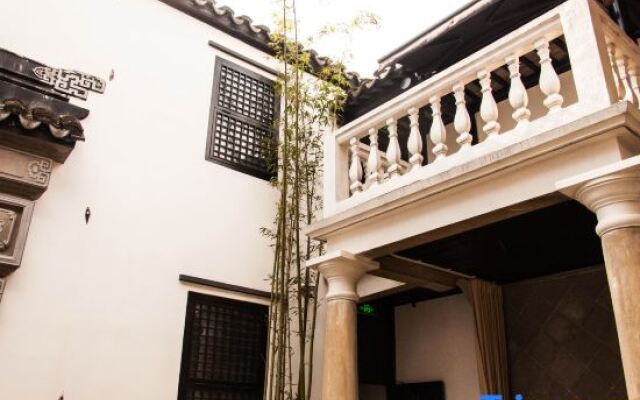 Yinlu Tongli House