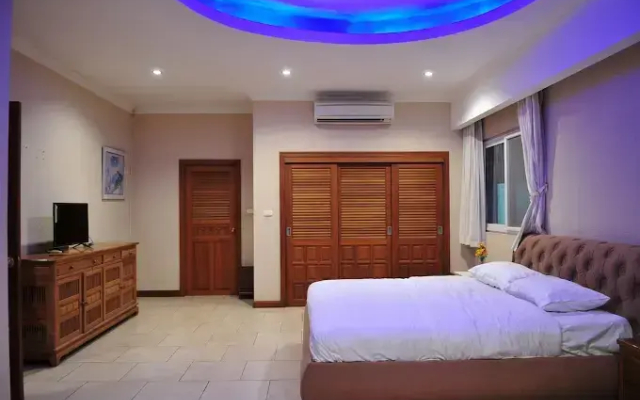 Blue Lagoon Pool Villa