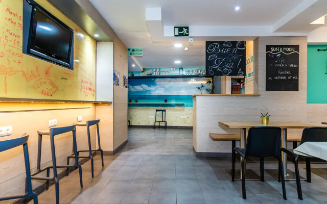 Sun & Moon Hostel