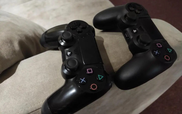 Small room with big cinema and PS4