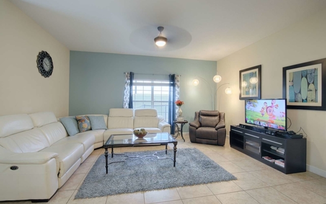 Paradise Palms-ru1049