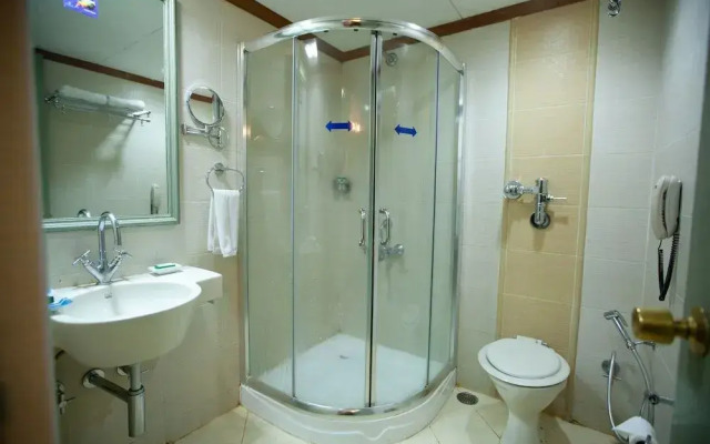 Hotel Tara