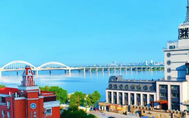 Harbin Rujing Shipping Hotel