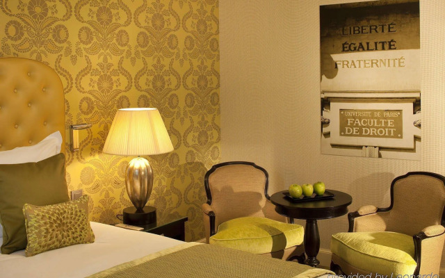 Hotel Le Petit Paris
