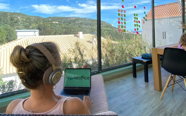 Bela Sesimbra beach house