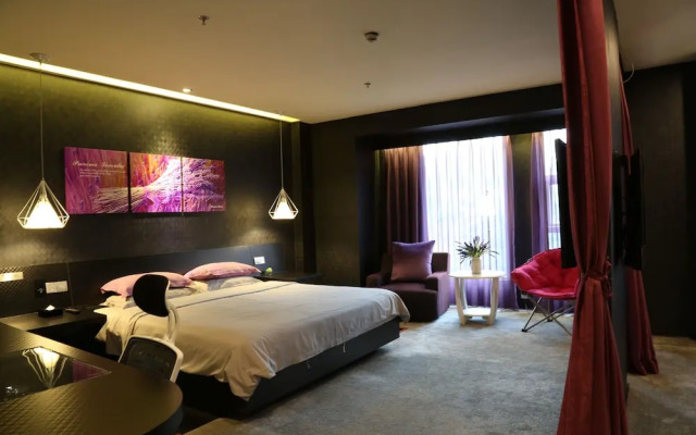 Leshan Wow Hotel