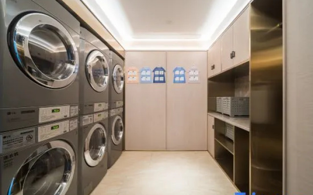 HanTing Hotel (Nanchang Chaoyang Center Guanying Road Subway Station)