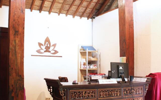 OYO 171 Lotus Art Garden Hotel