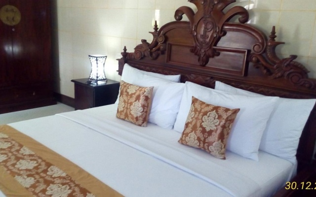 Rumah Tu7u – Guest Rooms – Perean Tengah