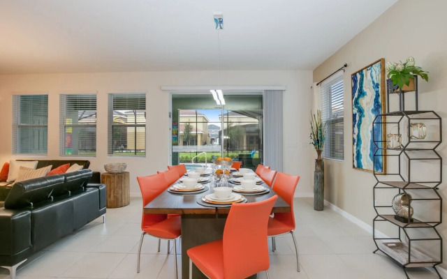 Broadaok Drive Villa Solterra 6091