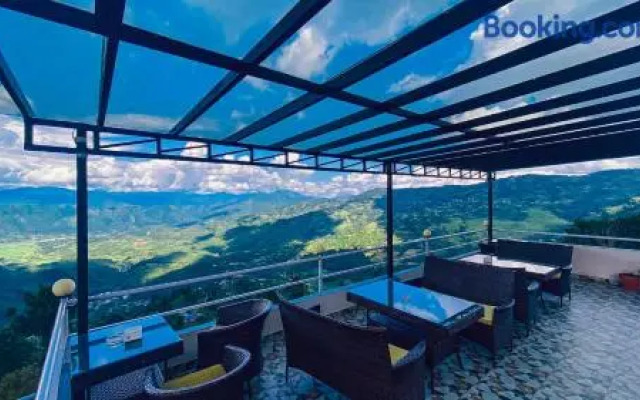 SPOT ON 393 Himalayan Sunrise