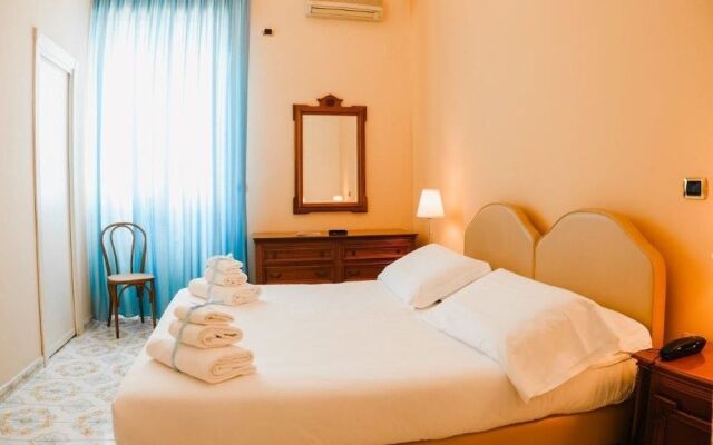 Hotel Amleto Pompei