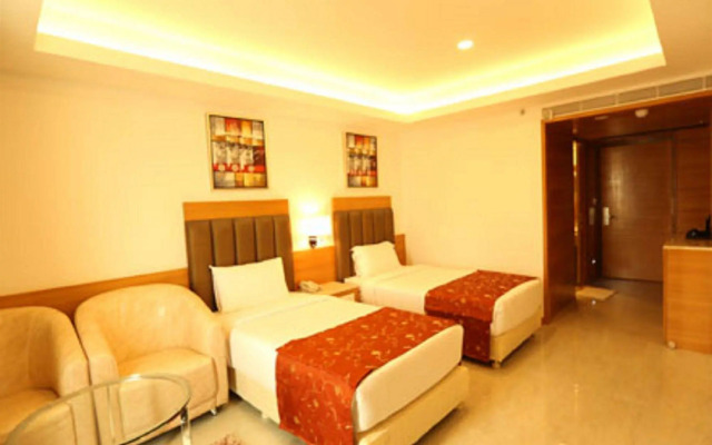 Hotel Chennai Le Palace