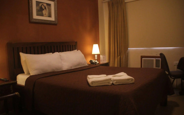 Spring Plaza Hotel