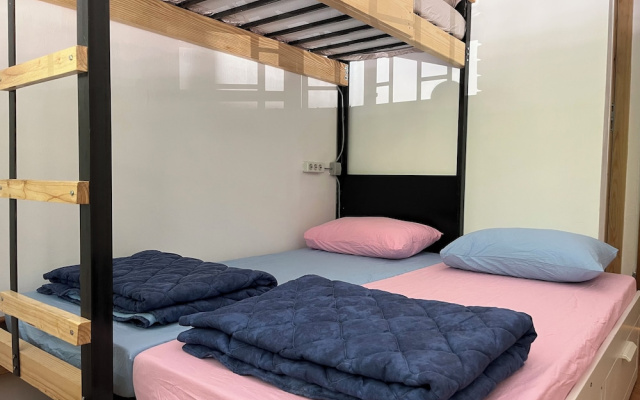 Chillton Hostel