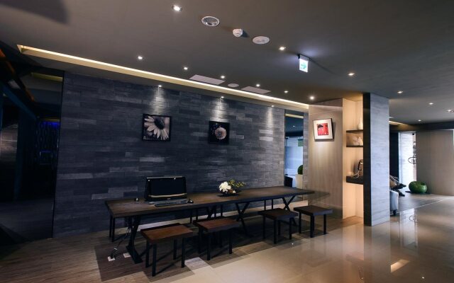 Kiwi Express Hotel - Jiuru