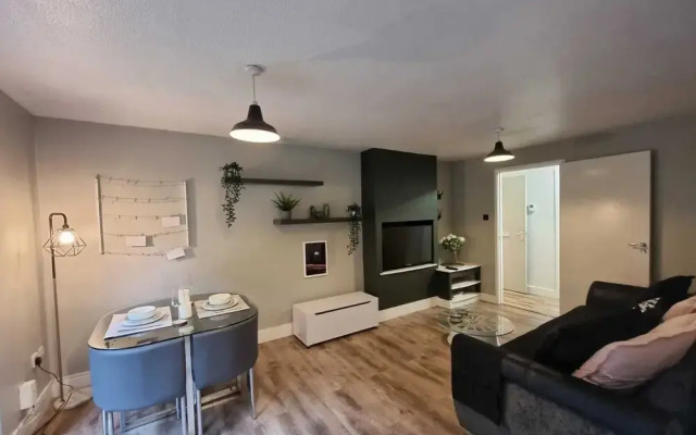 Park View Garden Apartment