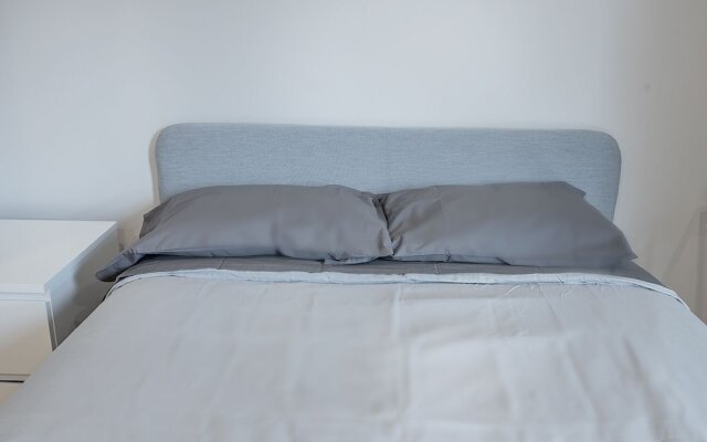 Beautiful 5BR in the HEART of Mile-End