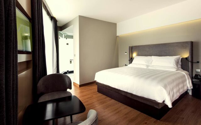 Novotel Suites Hanoi