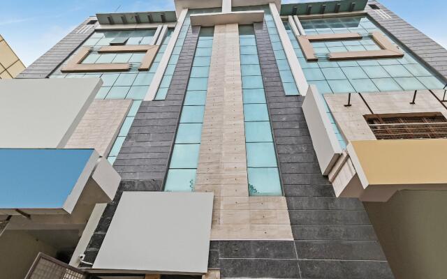 OYO Townhouse 462 Dwarka Mod Metro Station