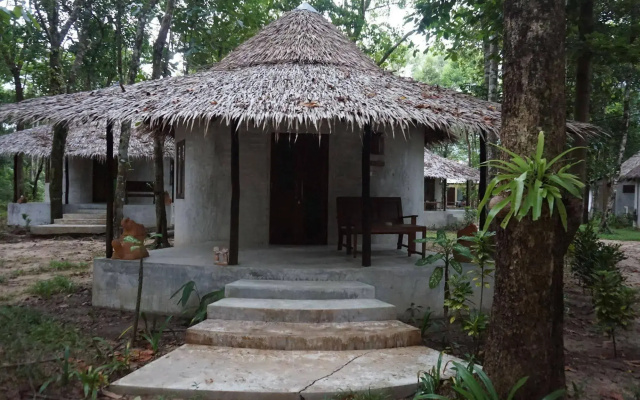 The Tropical Beach Resort