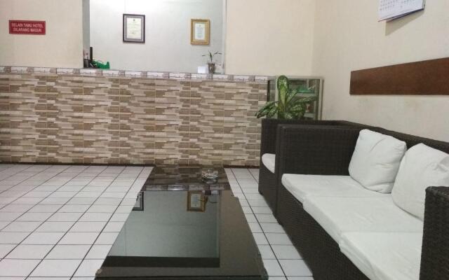 Hotel Sumber Waras