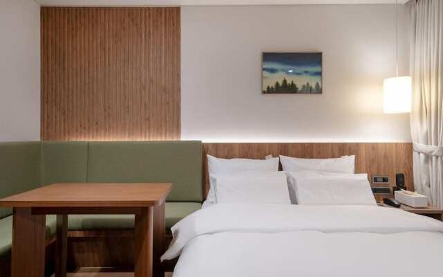 Simjak Hotel Dongtan By Aank