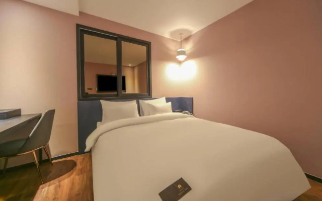 Busan Myeongji Hotel French Code