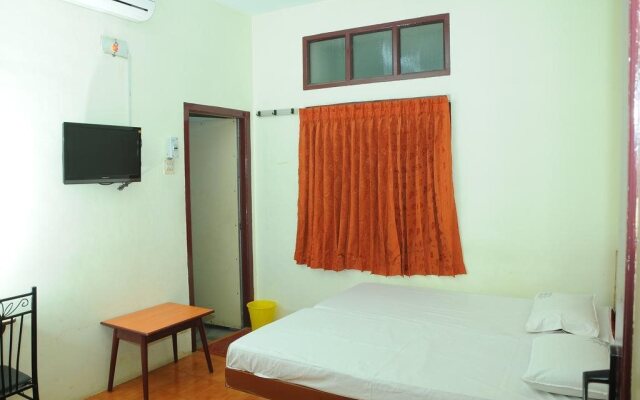 Hotel RadhaKrishna