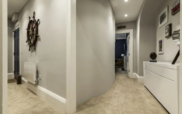 Pieces of Eight Two Bedroom Apartment