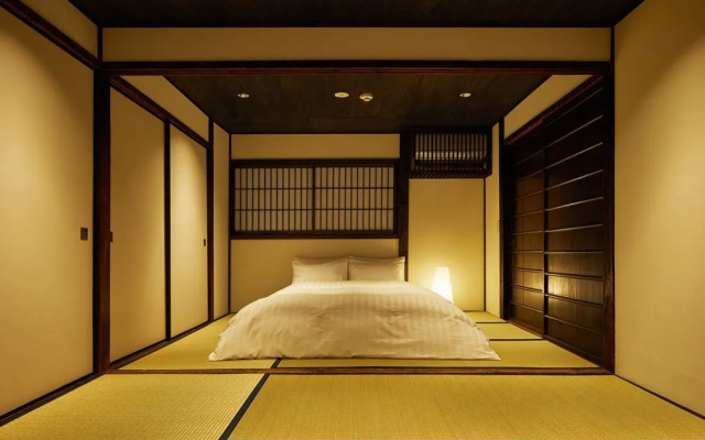 YADORU KYOTO HANARE Washi No Yado