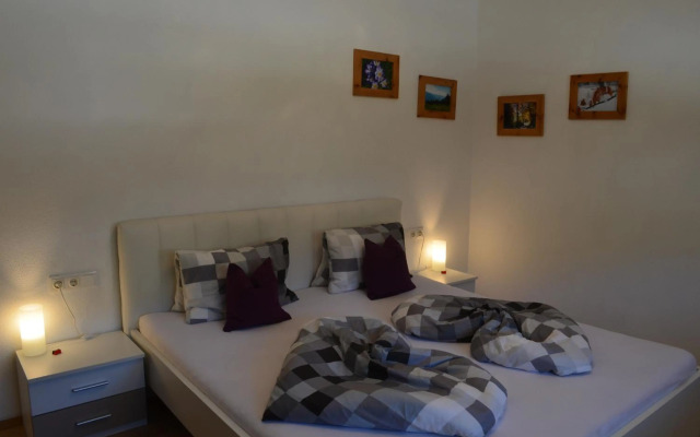 Apartment Klein & Fein