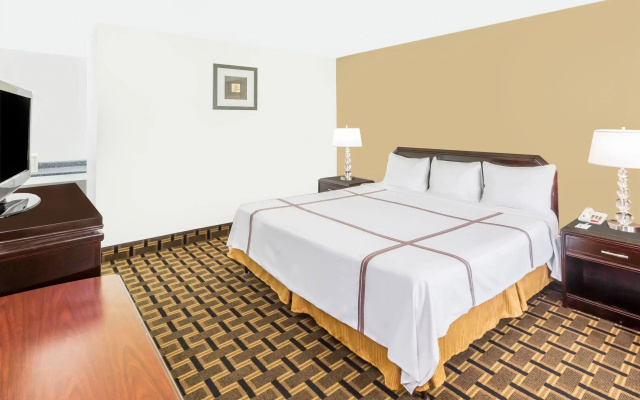 Travelodge By Wyndham Shreveport La