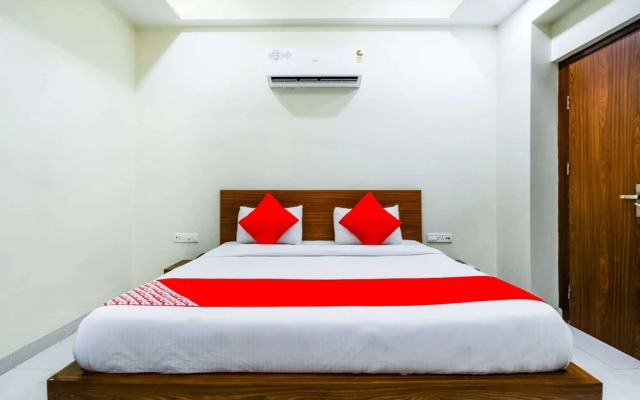 Mark Inn by OYO Rooms