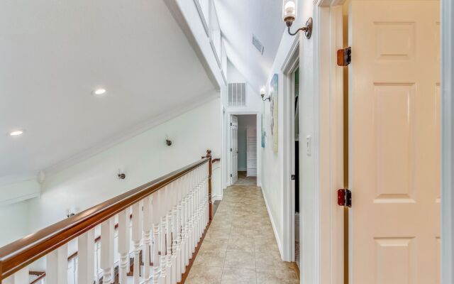 Sea Pearl 6 Bedroom Home