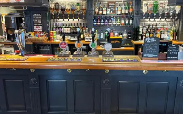 Black Bull Hotel