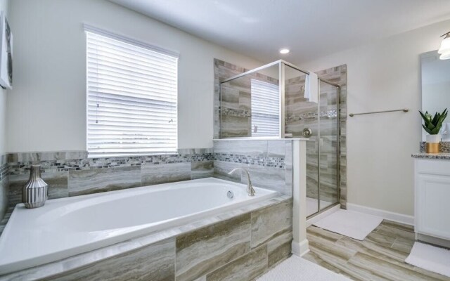 8 Bedrooms/ Champions Gate Home