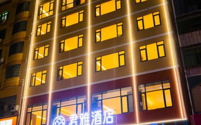 Junya Hotel (Hengshan Station Branch)