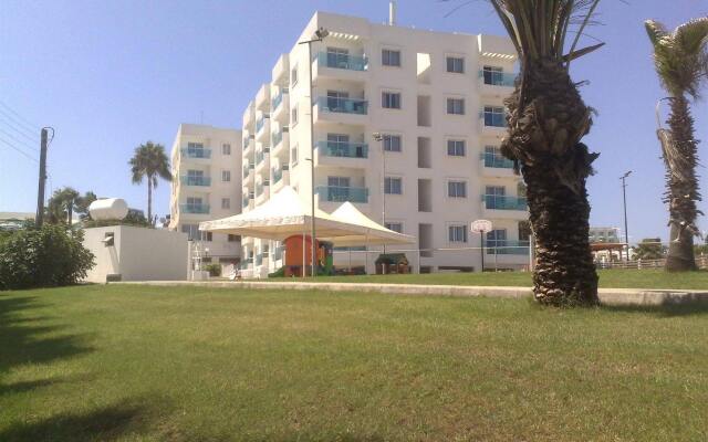 Trizas Hotel Apartments