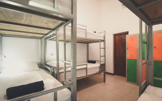 Bunkyard Hostels
