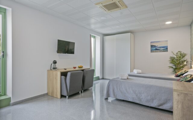 Les Begues Apartments