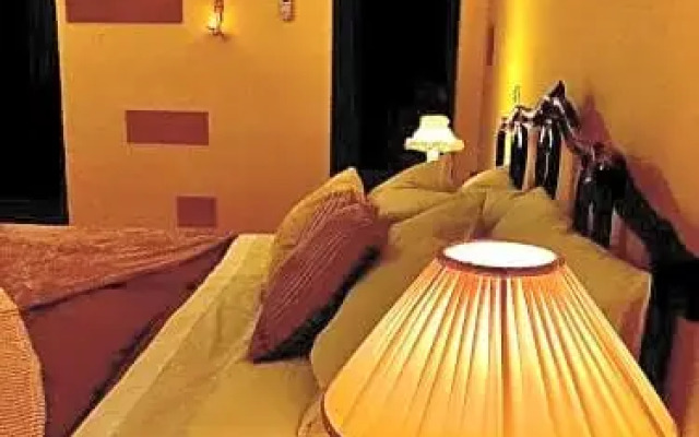 B&B Carlo III Formicola
