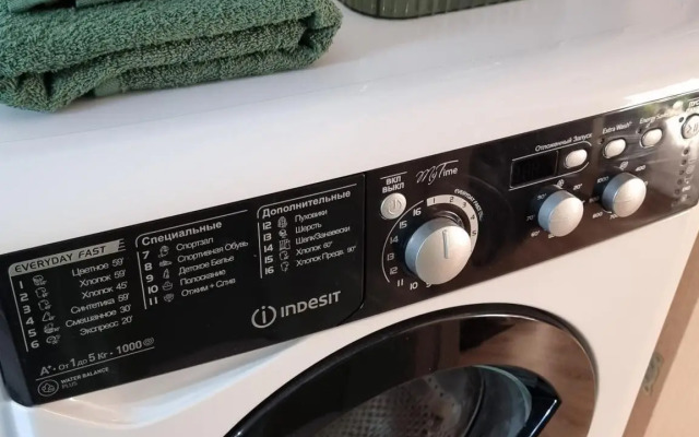 Апартаменты на проспекте Академика Cахарова 27