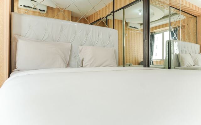 Strategic And Comfort 1Br At Bassura City Apartment