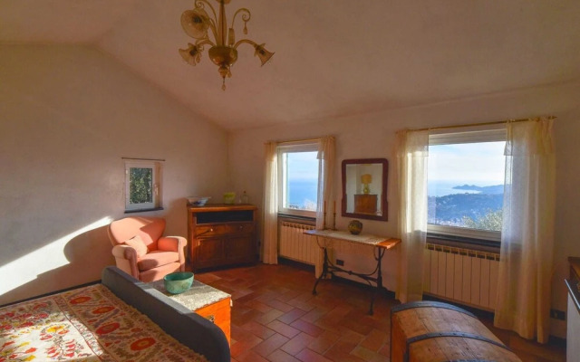 Peaceful Villa Stay in Rapallo