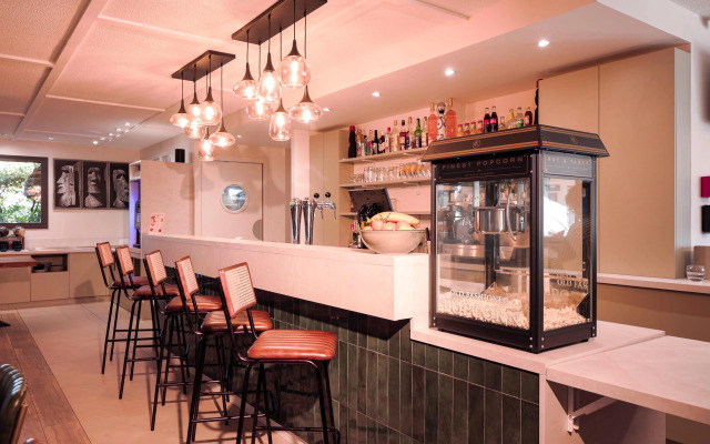 Kyriad Marseille - Vitrolles Aéroport