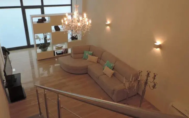 Best Holidays Loft