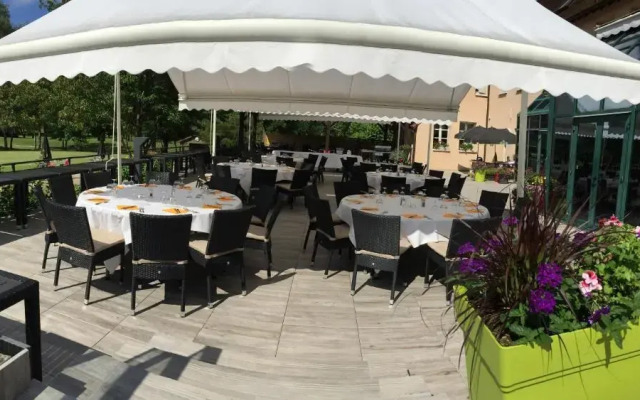 Golf Hotel Resort Val De Sorne