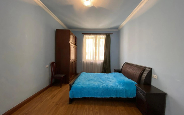 Argishti street, 2 bedrooms Spacious, Sunny apartment GL148